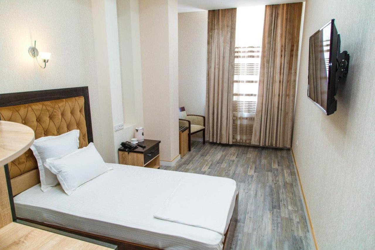 Hotel Shedevr Plaza Namangan Exteriér fotografie