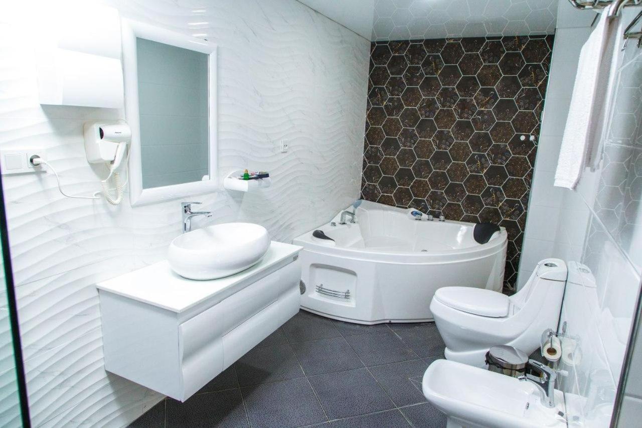 Hotel Shedevr Plaza Namangan Exteriér fotografie